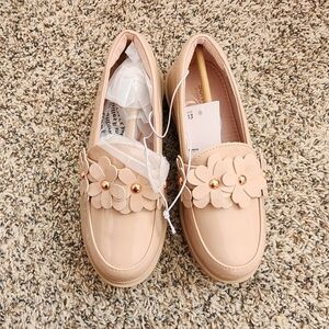 Stylish Beige Floral Loafers